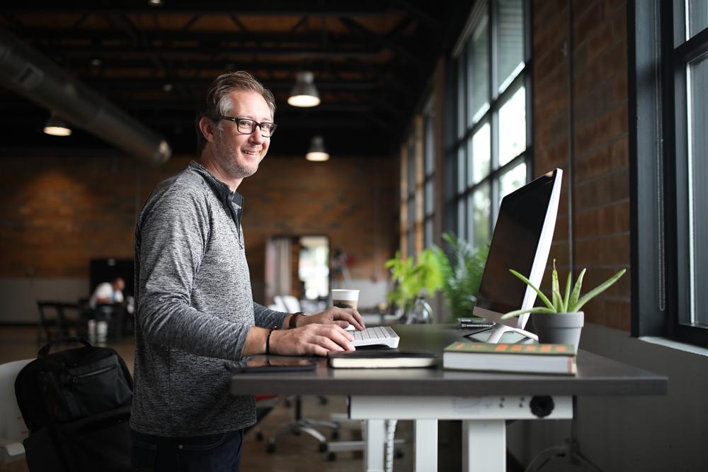 ergonomic workspace-21e1eaa5d5f74240ab6a99d3674ff6af.jpg ergonomic workspace